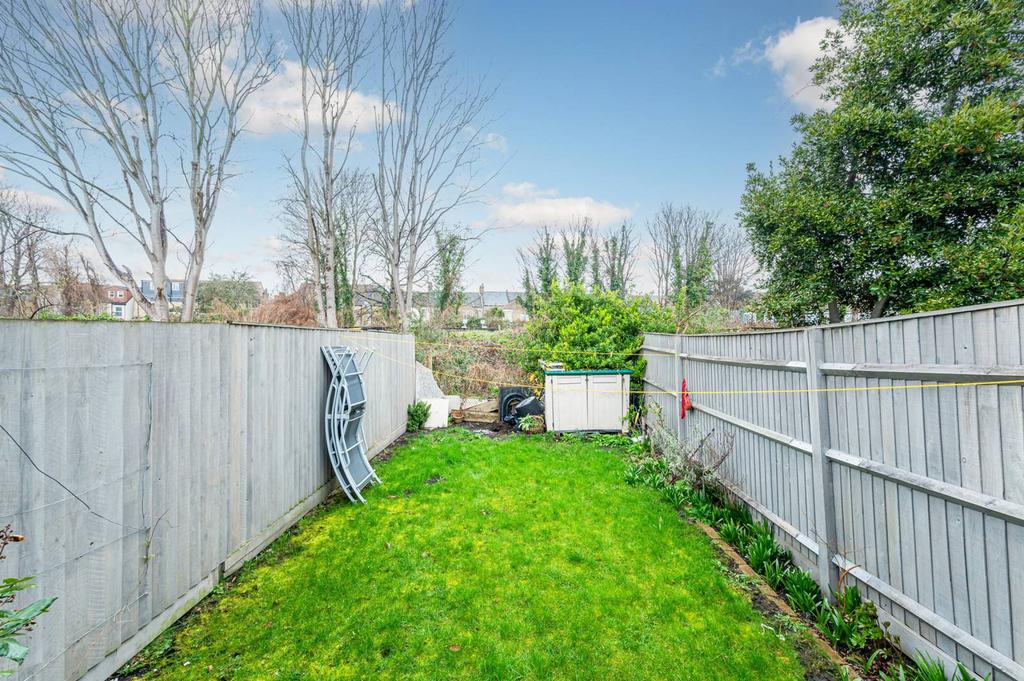 Hambro Road, Streatham, London, SW16 3 bed terraced house for sale £