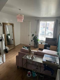 2 bedroom end of terrace house to rent, Chestnut Crescent, Barnsley S70