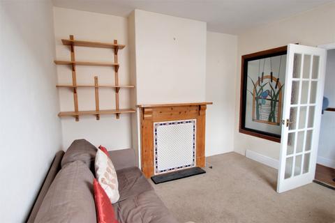 2 bedroom terraced house to rent, Lymbourn Road   Havant   UNFURNISHED
