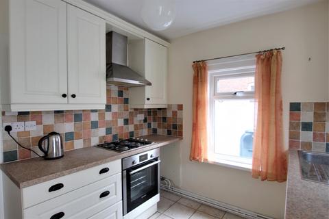2 bedroom terraced house to rent, Lymbourn Road   Havant   UNFURNISHED