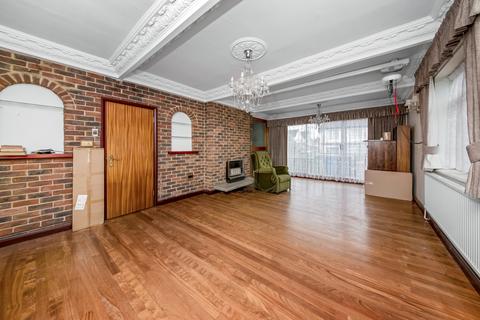 3 bedroom bungalow for sale, Balder Rise, Lee, SE12