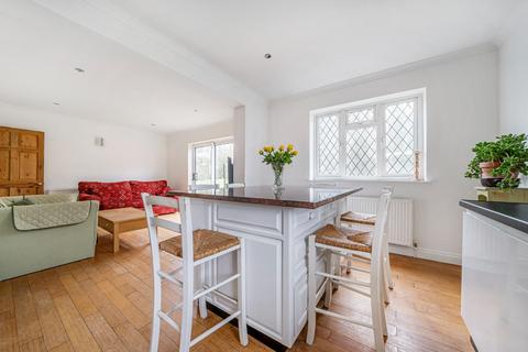16 Upper Road, Denham, Uxbridge, UB9 5EJ