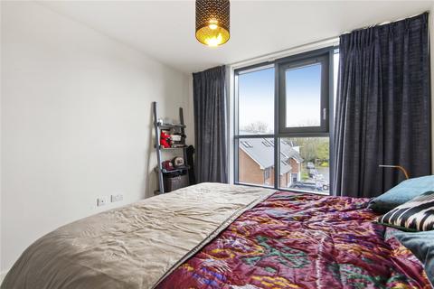 2 bedroom apartment for sale, Constabulary Close, West Drayton, UB7