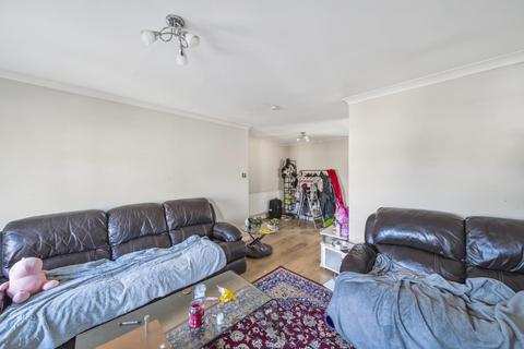 1 bedroom maisonette for sale, Pippins Close, West Drayton, Middlesex, UB7