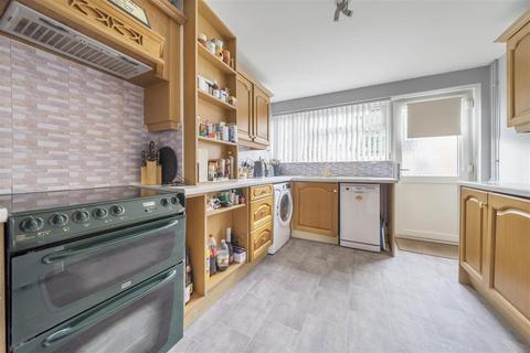 87 Coleridge Way, West Drayton, UB7 9HS
