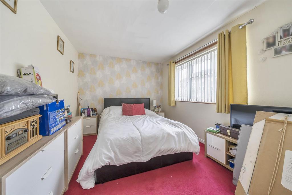 Bedroom 2.jpg