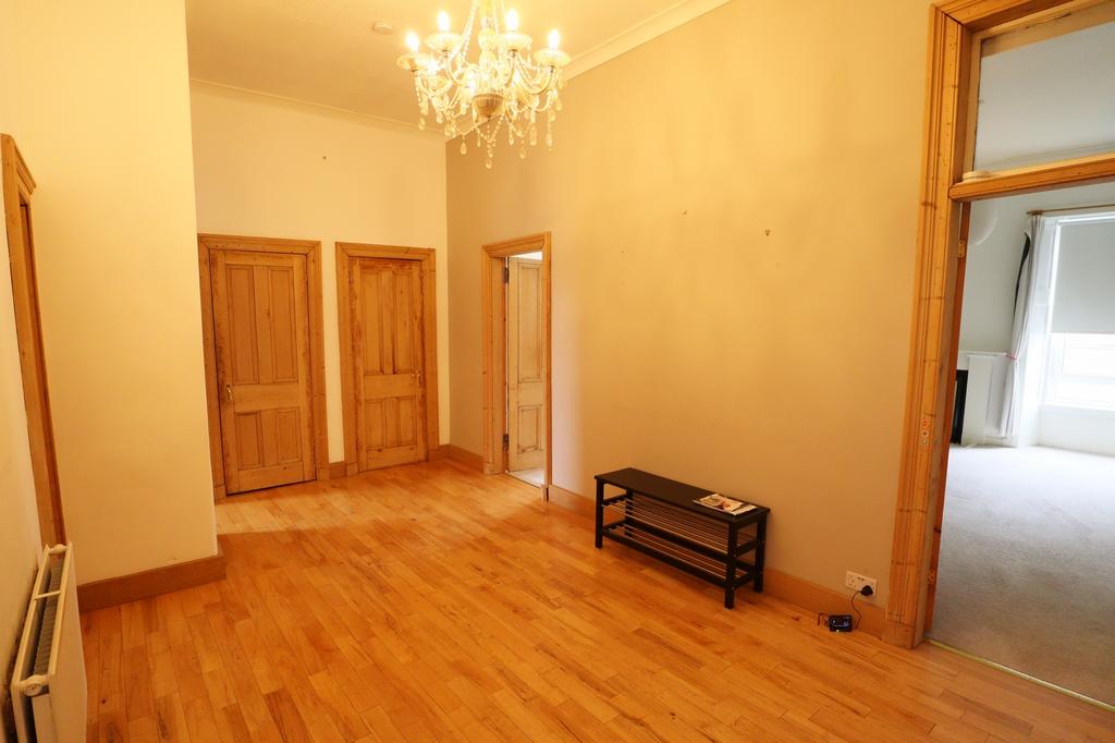 McLennan Street, Glasgow G42 3 bed flat to rent £1,200 pcm (£277 pw)
