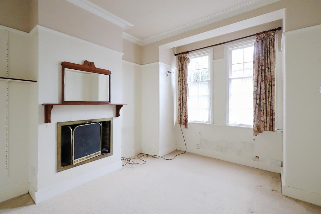 Haywood Road, Bromley 2 bed terraced house for sale £475,000
