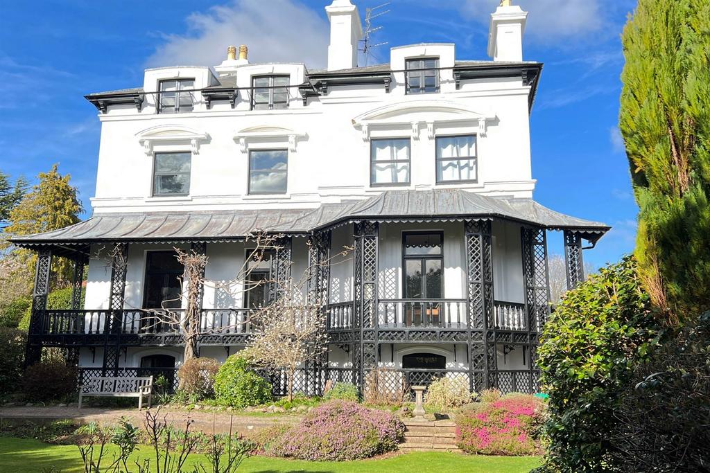 Plas Gwyn, 27 Hampton Park Road, Hereford, HR1 2 bed apartment for sale