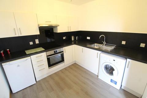 2 bedroom flat to rent, Belmont Gardens, Aberdeen, AB25