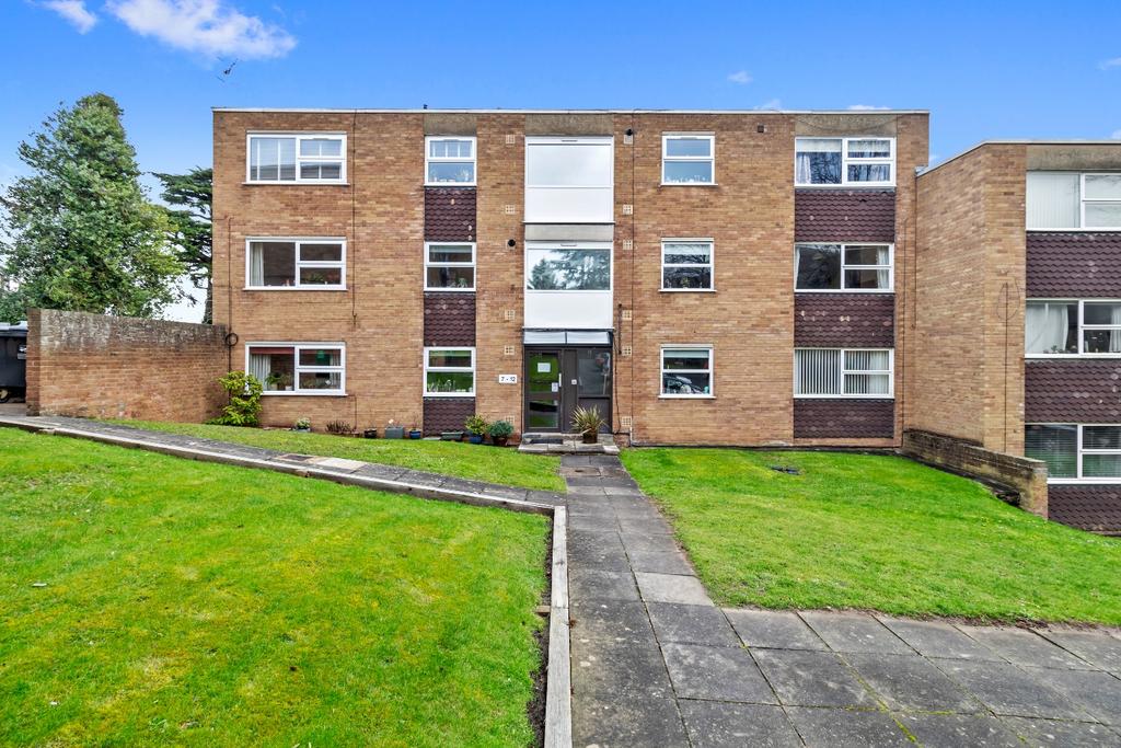 10 Aspen Court, Osborne Road... 2 bed apartment £139,000