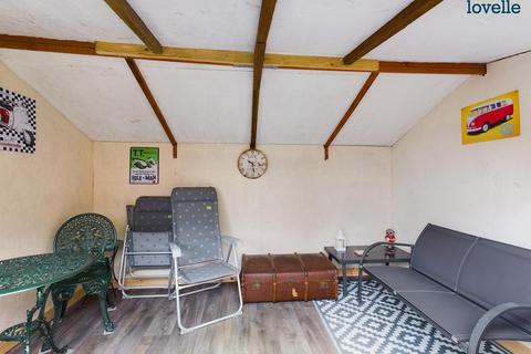 9 Canberra Crescent, Brookenby, Market Rasen, LN8 6ER