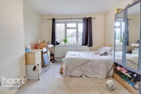 2 bedroom terraced house for sale, Riverside, NW4