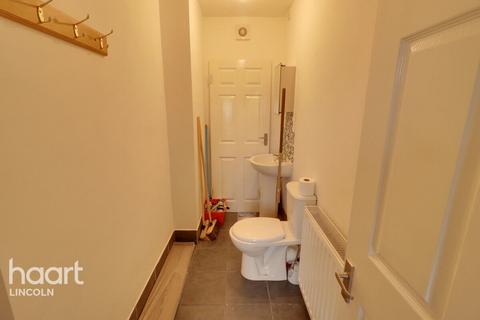 7 Tetney Close, Lincoln, LN1 3SY
