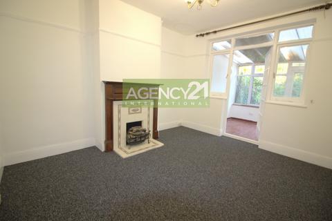 3 bedroom house to rent - Rom Crescent, Romford, RM7