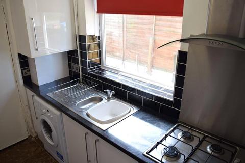 4 bedroom semi-detached house to rent - Morningside Drive, Didsbury, M20