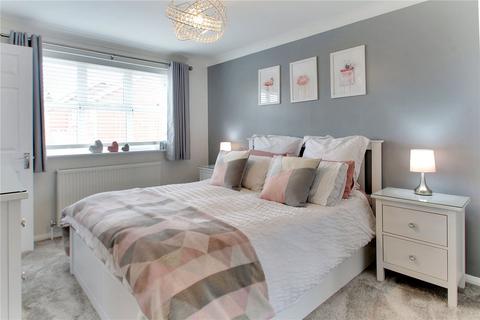 9 Grizedale Close, Rochester, ME1 2UX