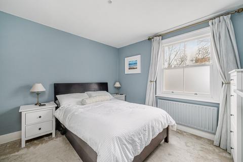 4 George Street, London, W7 3TA