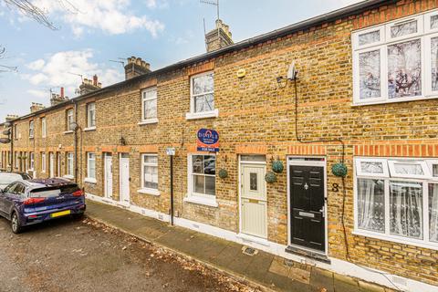 4 George Street, London, W7 3TA