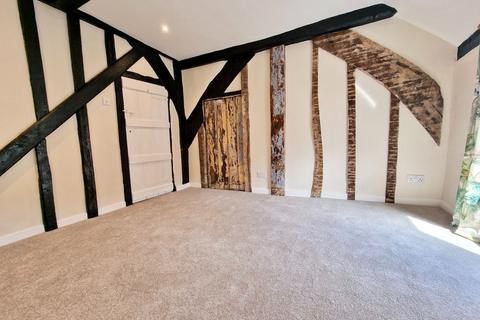 undefined, West Street, Farnham