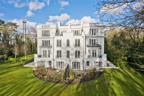 1 bedroom apartment for sale, Hill House, Portsmouth Road, Esher, Surrey, KT10