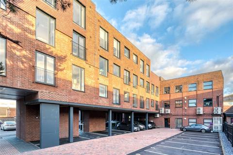 1 bedroom duplex to rent, High Street, Crowthorne, Berkshire, RG45
