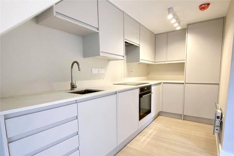 1 bedroom duplex to rent, High Street, Crowthorne, Berkshire, RG45