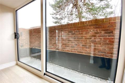1 bedroom duplex to rent, High Street, Crowthorne, Berkshire, RG45