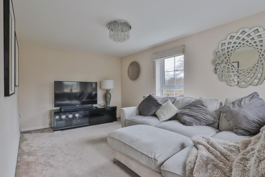 Colman Crescent, Hull, HU8 8AN 3 bed detached house for sale £230,000