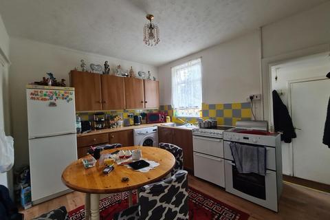 2 bedroom terraced house for sale, Edward Street, Chatham, ME4