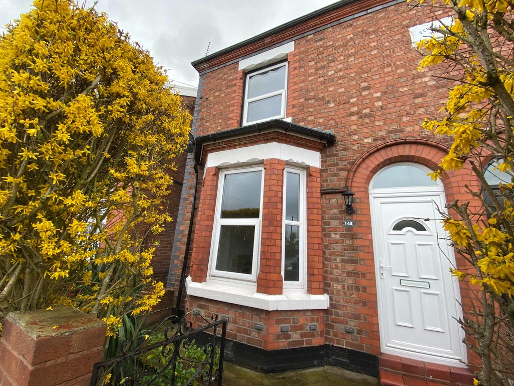 Crook Lane, Winsford, CW7 3 bed semidetached house £850 pcm (£196 pw)