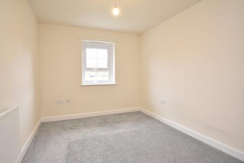 3 bedroom semi-detached house for sale - Greenside Close, Harrogate