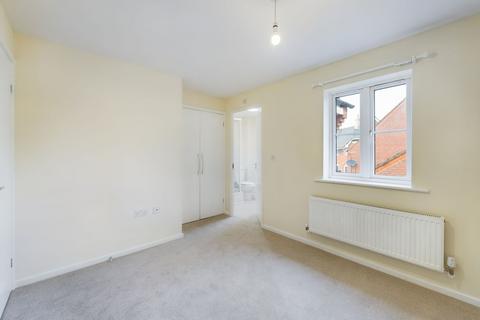 19 Russell Close, Uttoxeter, ST14 8HZ