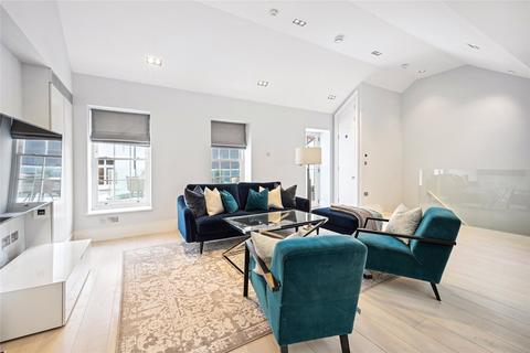 2 bedroom penthouse for sale - Warwick Court, Holborn, WC1R