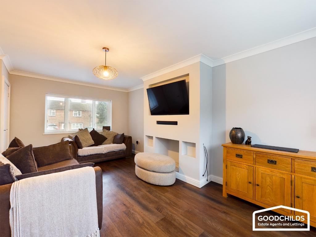Lime Tree Road, Yew Tree, Walsall, WS5 3 bed terraced house £235,000