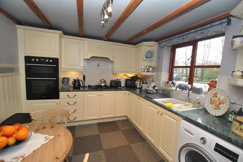 21 Mere Grove, Shawbirch, Telford, TF5 0NR