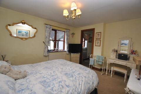 21 Mere Grove, Shawbirch, Telford, TF5 0NR