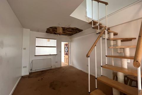1 bedroom flat for sale - Flat D, 125 Lynchford Road, Farnborough, Hampshire, GU14 6ET