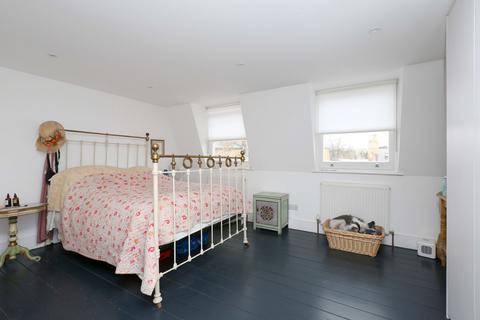 41 Aden Grove, London, N16 9NP