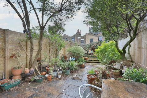 41 Aden Grove, London, N16 9NP