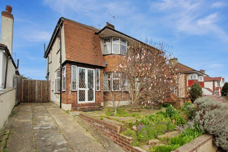 Elm Grove, Erith 2 bed semidetached house £450,000