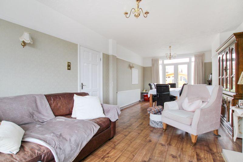 Elm Grove, Erith 2 bed semidetached house £450,000
