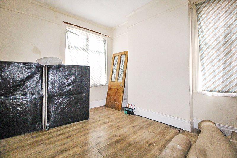 Grange Road, DUDLEY, DY1 2AP 4 bed semidetached house for sale £225,000