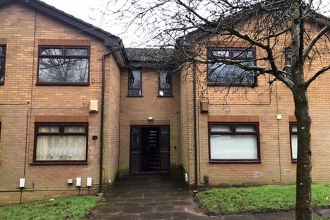 1 bedroom apartment for sale - This is a nice one bedroom apartment on the Firwood Park Estate.