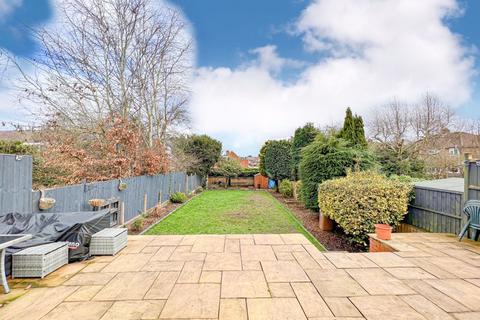 65 Elmtree Road, Sutton Coldfield, B74 3RZ