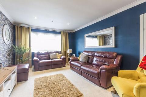 2 Castle Lea, Caldicot, NP26 4HR