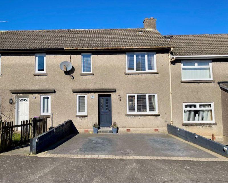 Langlands Drive, Tarbolton 2 bed terraced house £85,000