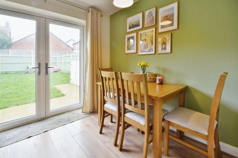 33 Ceres Road, Blunsdon, Swindon, SN26 8AF