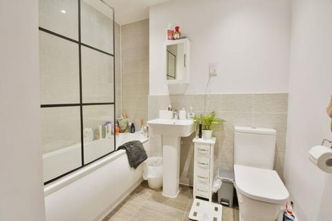 33 Ceres Road, Blunsdon, Swindon, SN26 8AF