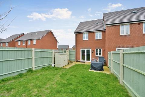 33 Ceres Road, Blunsdon, Swindon, SN26 8AF
